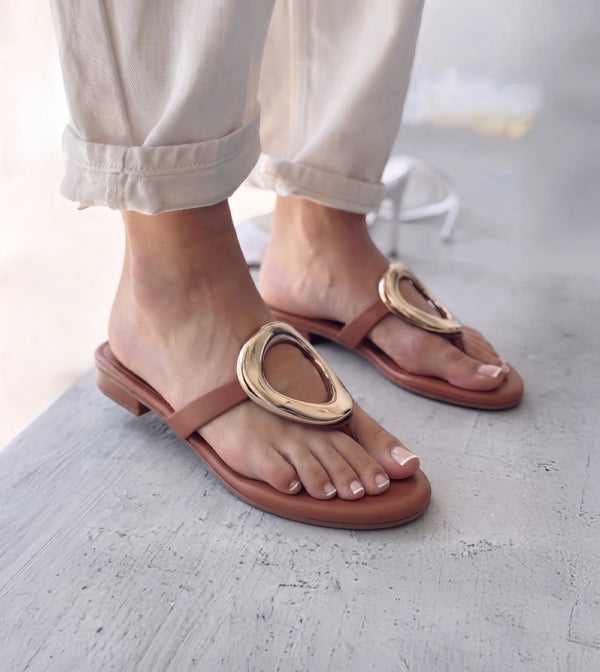 Metallic Accent T-Strap Flats Sandal - Tan