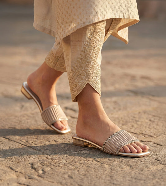 Elegant Pleated Edge Slide Flats - Beige
