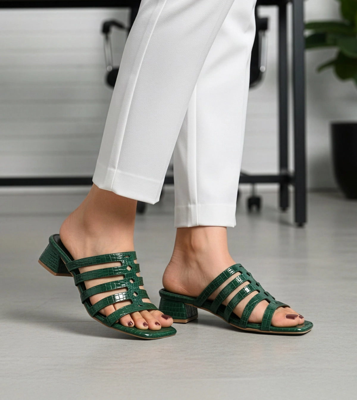Cutout mule Block Heel - Bottle Green
