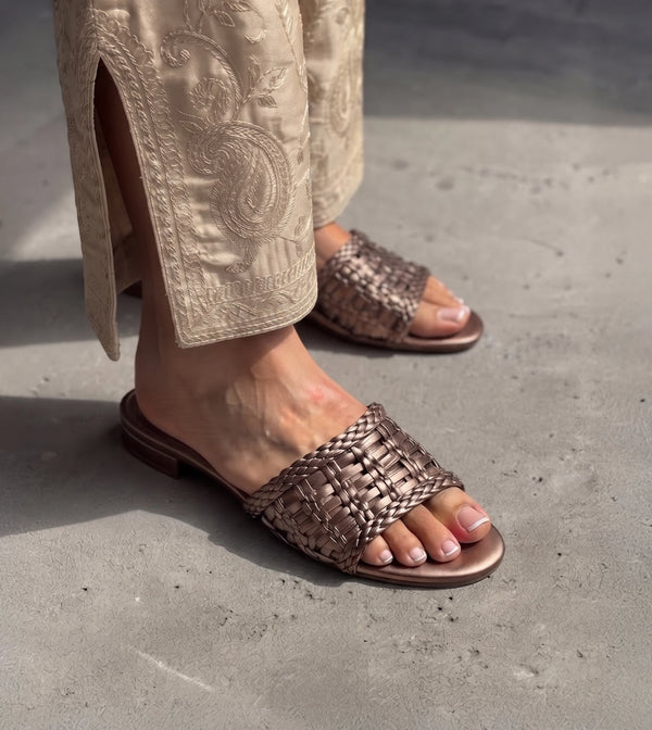 Weaved Strap Slide Flats - Antique