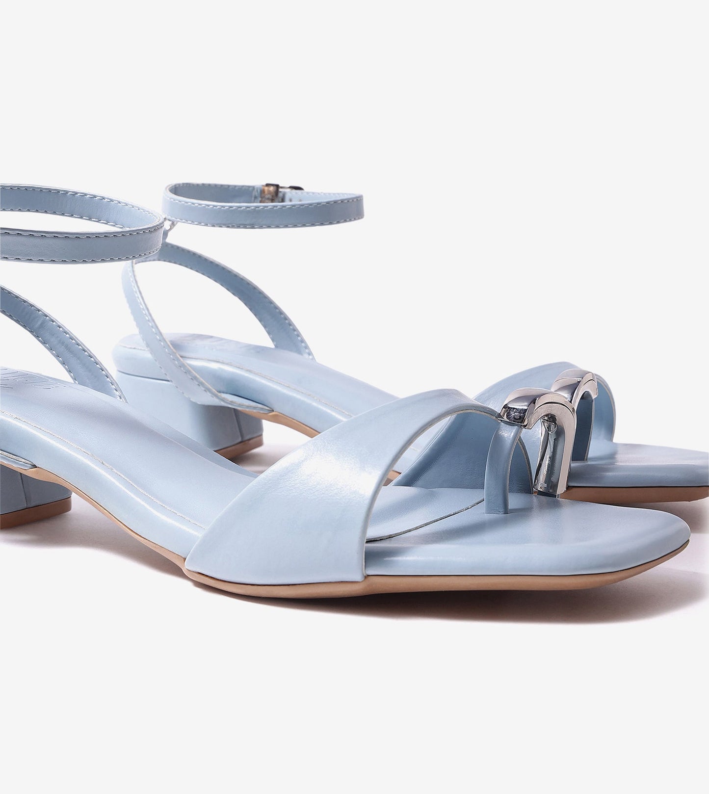 Toe-Ring Strappy Block Heel Sandals - Sky Blue