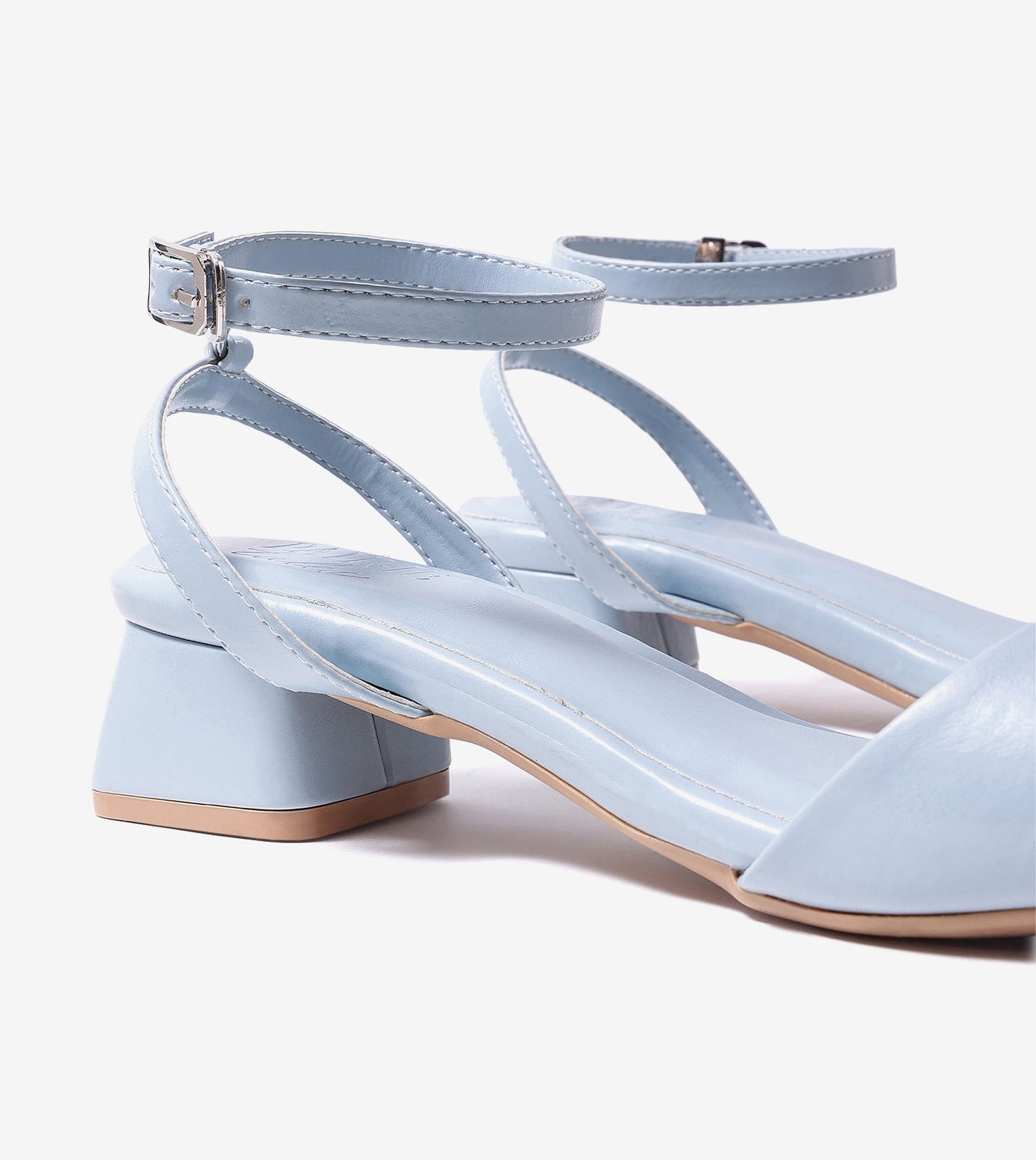 Toe-Ring Strappy Block Heel Sandals - Sky Blue