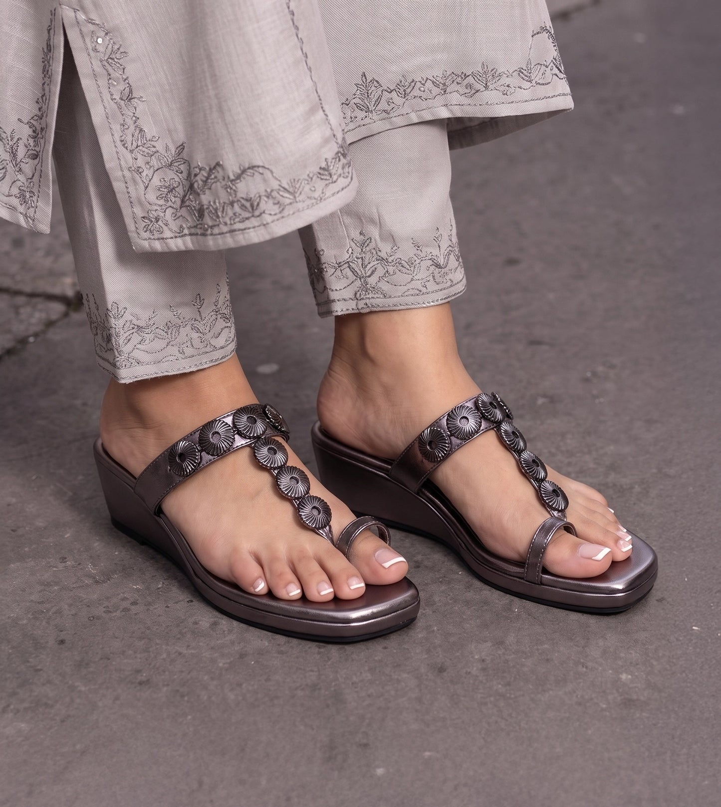 Ornate Chain Wedge Sandals - Gunmetal