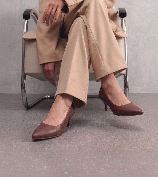 Classic Pointed-Toe Pumps - Dark Brown