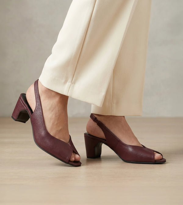 Sculpted Slingback Heels - Maroon