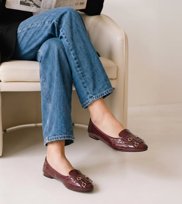 Atelier Fringe Flats - Wine