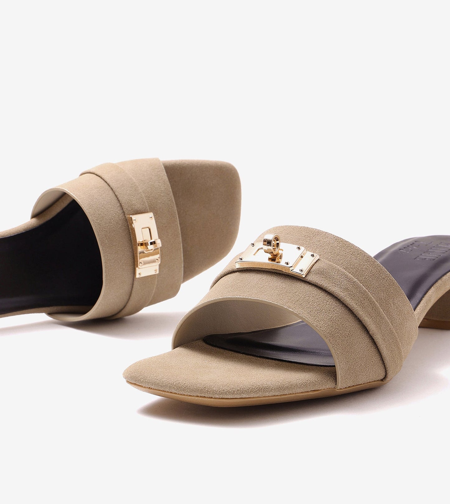 Classic Mules Block Heels - Beige