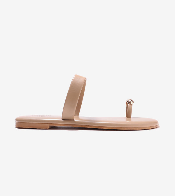 Patent Flat Sandals With Metallic Embellishment - Beige