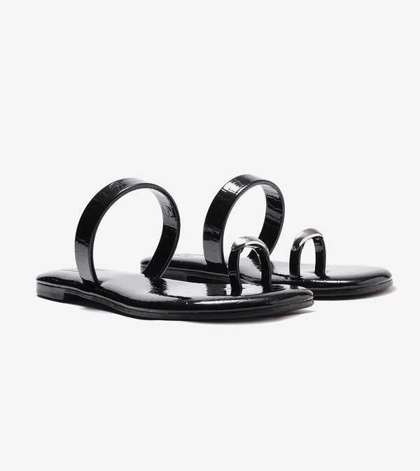 Patent Flat Sandals With Metallic Embellishment - Black