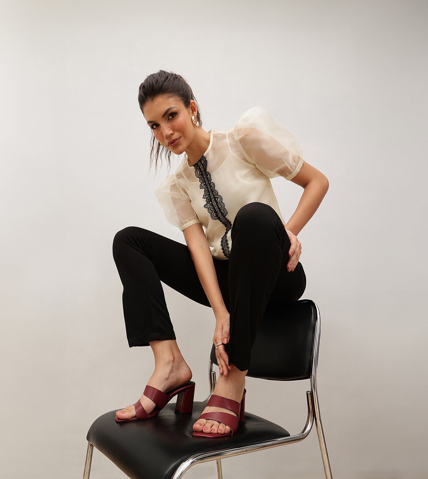 Asymmetric Cutout Block Heeled Slide Sandals - Maroon
