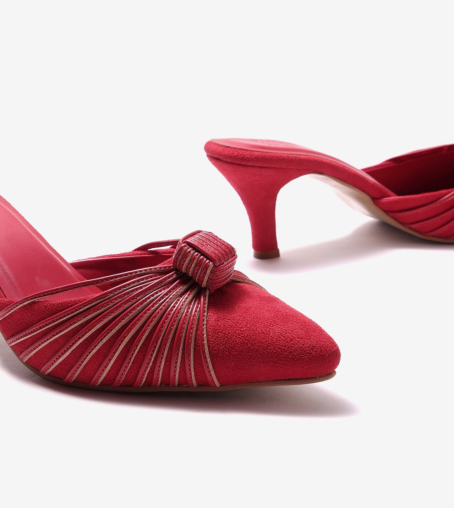 Knotted Pointed Toe Suede Heels - Red
