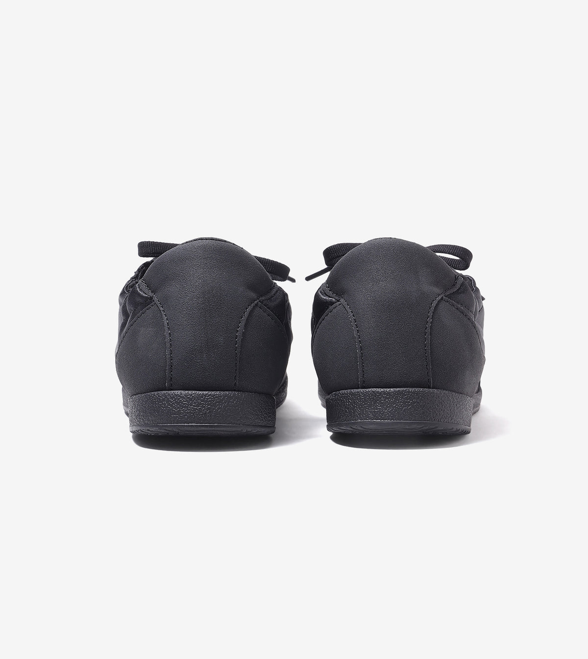 RUSH slim lace-up sneakers for women in onyx black, pair, back view