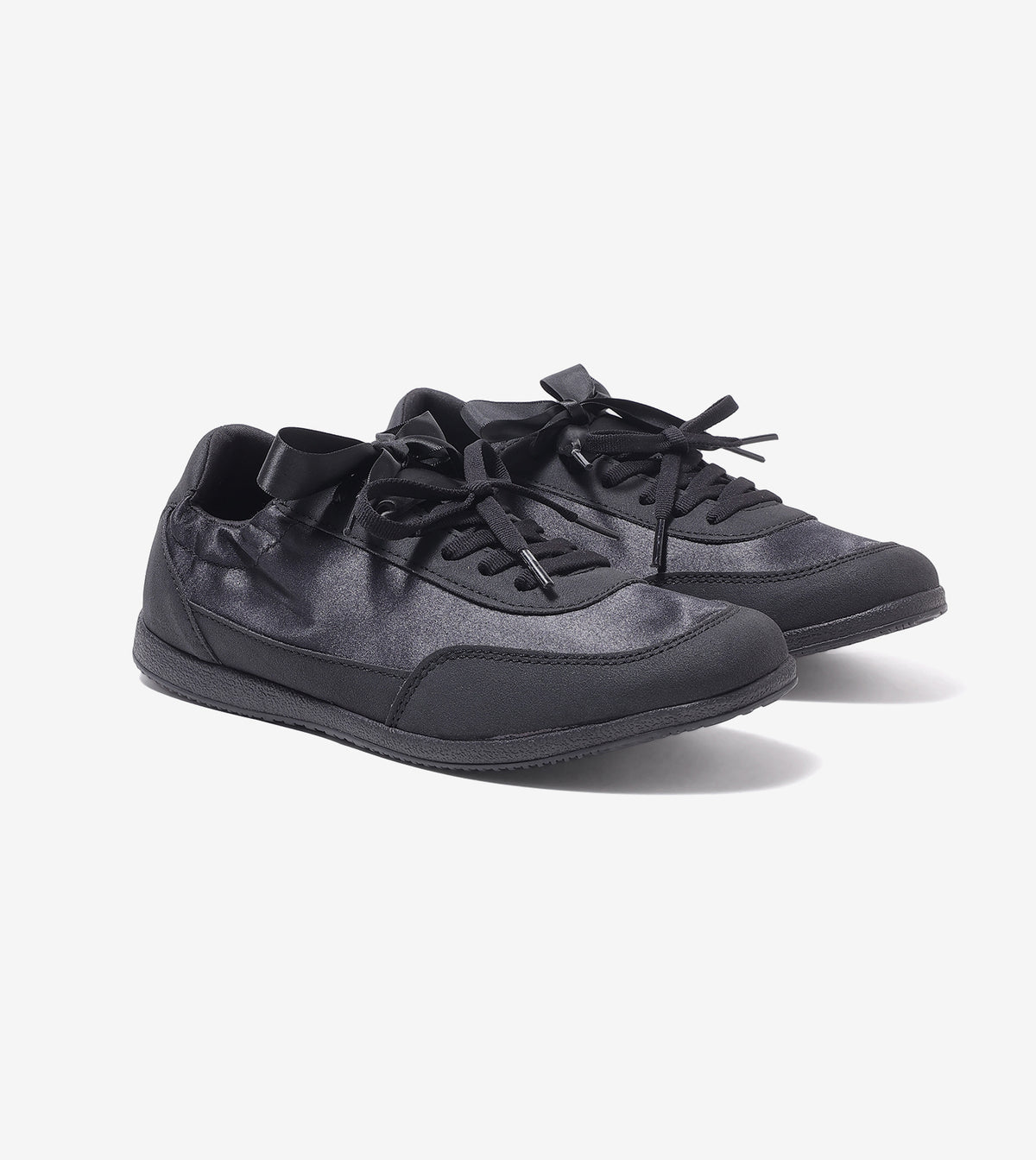 RUSH slim lace-up sneakers for women in onyx black, product view 5